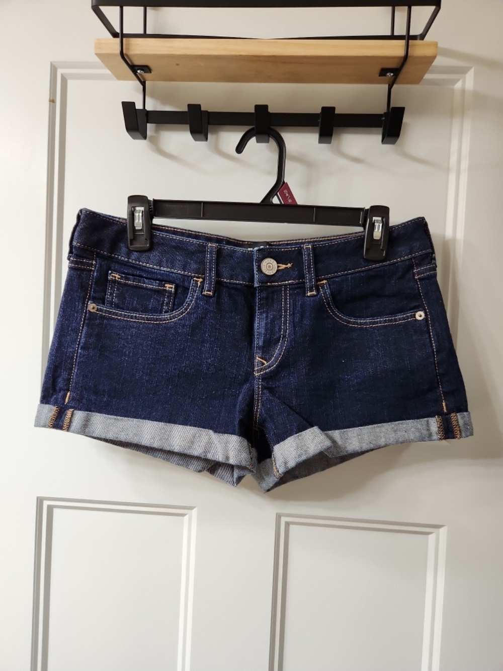 NWOT Express Low-Rise Shorts - 4